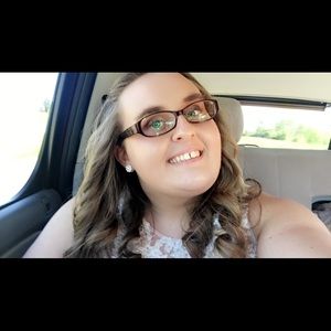 Meet your Posher, Ashlee